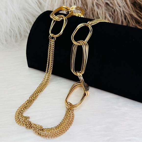 Long chunky chain, goldtone, costume layering necklace - Picture 5 of 11